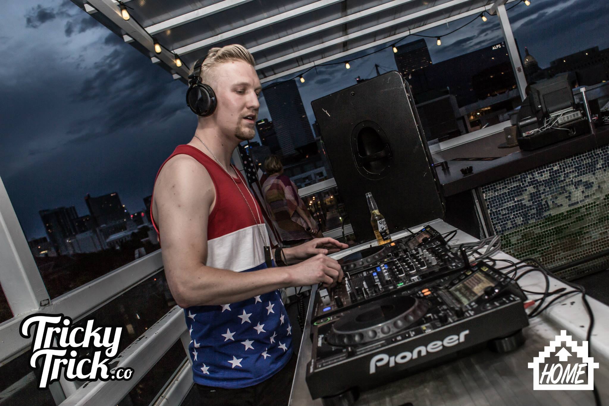 Lil Will The Hundred Bar Standard Rooftop 4th of July